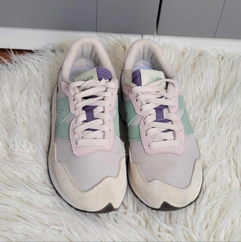 New Balance Women's Sneakers in Pastel Shades